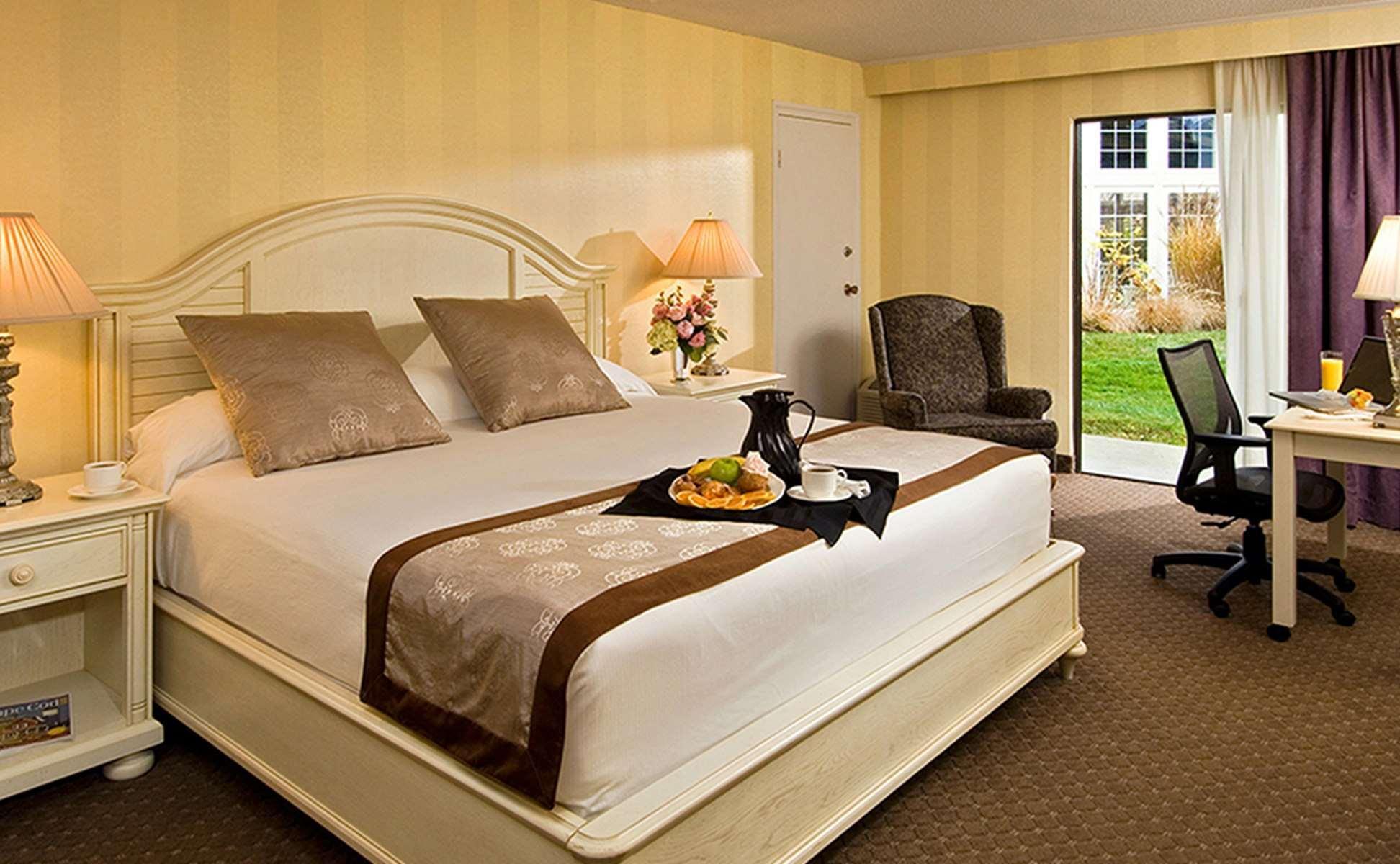 Margaritaville Resort Cape Cod Hyannis Esterno foto